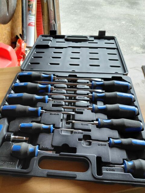 COFFRET TOURNEVIS STOLLS 20 Possesse (51)