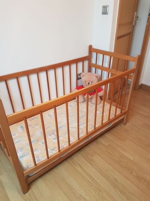 LIT BB avec Matelas neuf
50 Divion (62)