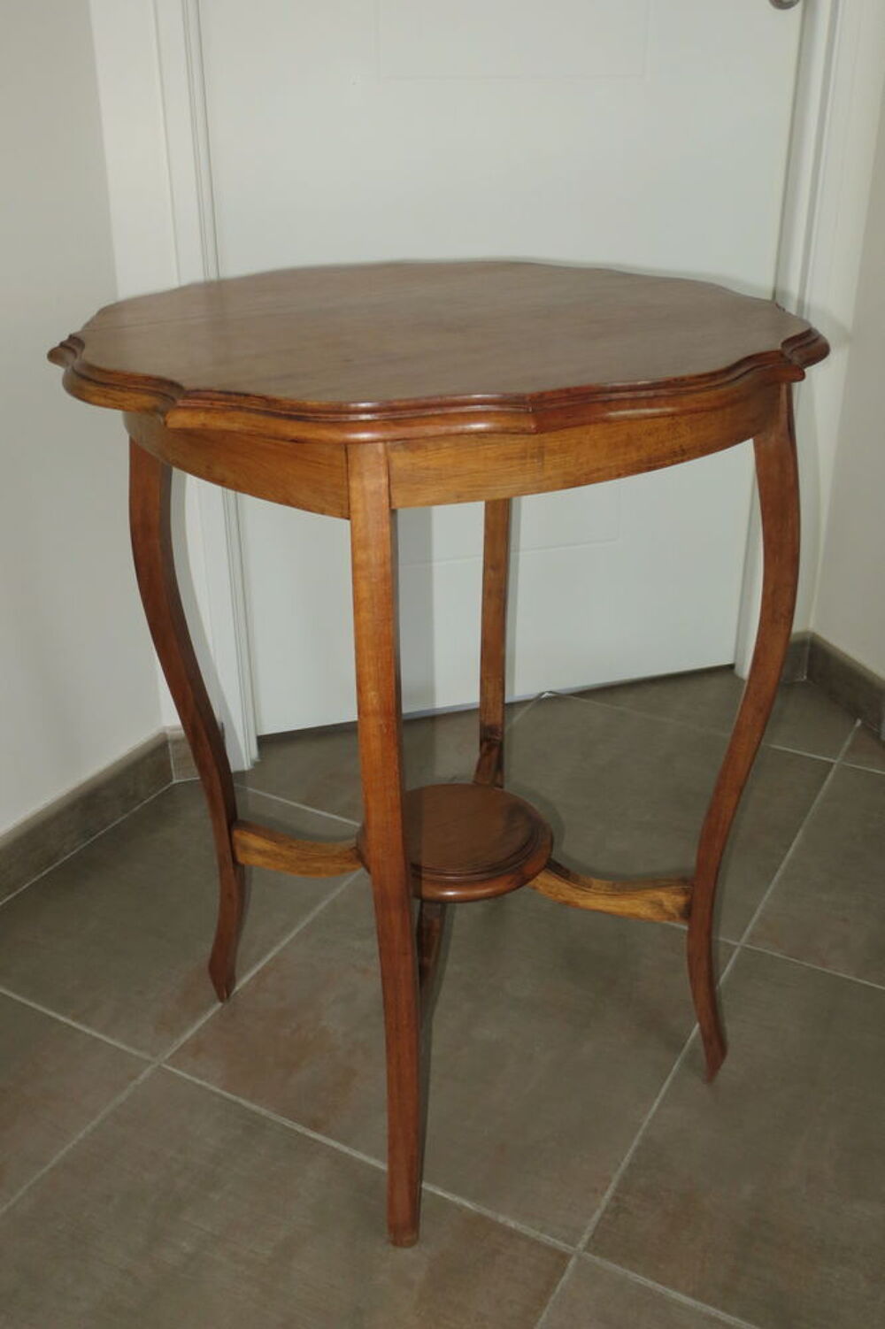 Gu&eacute;ridon ancien bois fruitier Meubles