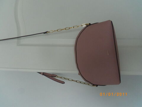 sac  bandoulliere
13 Le Busseau (79)