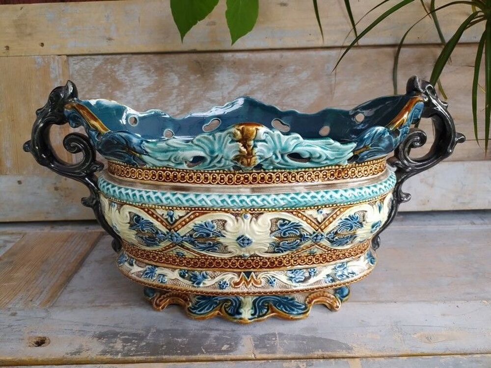 Jardini&egrave;re Barbotine Onnaing Fa&iuml;ence Style Majolique XIX&egrave;me 