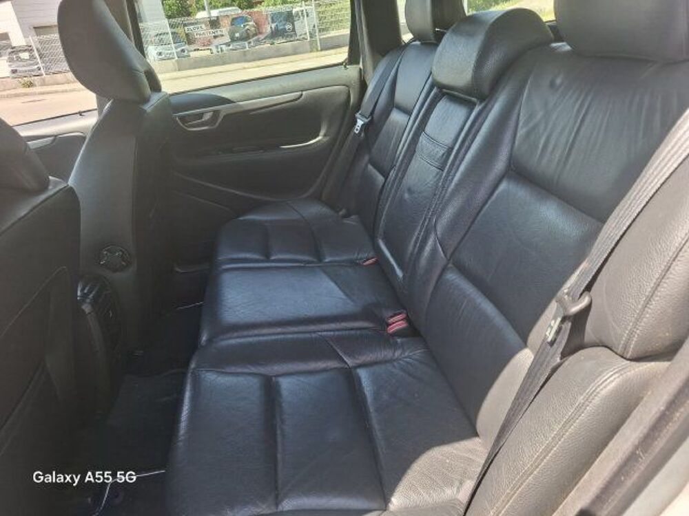 V70 D5 185 Momentum Geartronic A 2006 occasion 69320 Feyzin