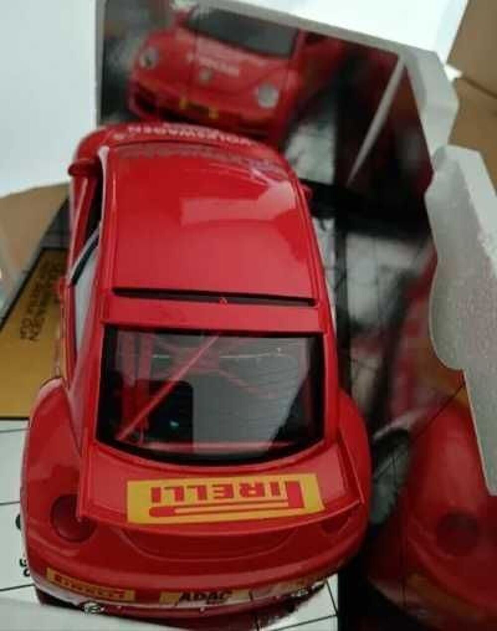Volkswagen New Bettle Cup 1/18 