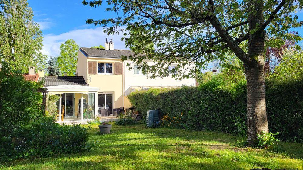 Maison 5 pièces 100 m² · à Courcouronnes · 100 m² · 270 000 €