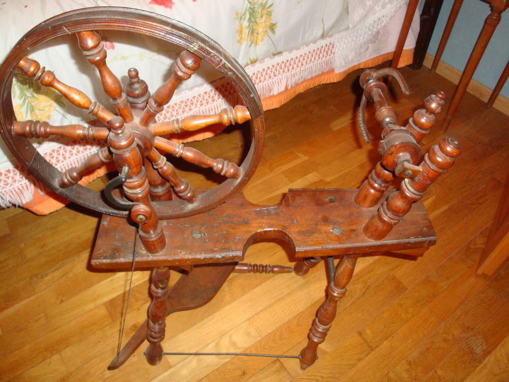 rouet ancien Décoration