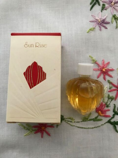 Miniature de parfum 3 Vincennes (94)