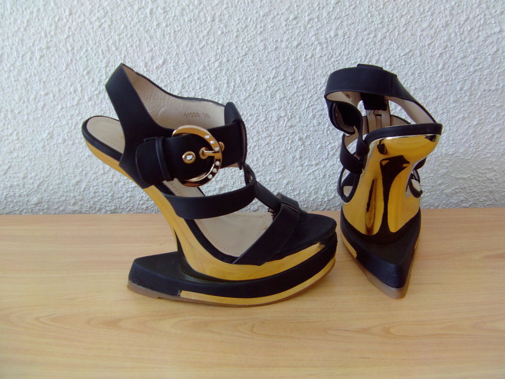 Sandales compens&eacute;es pointure 38 Chaussures