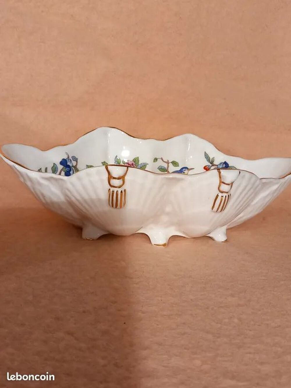 Bol en porcelaine anglaise Décoration