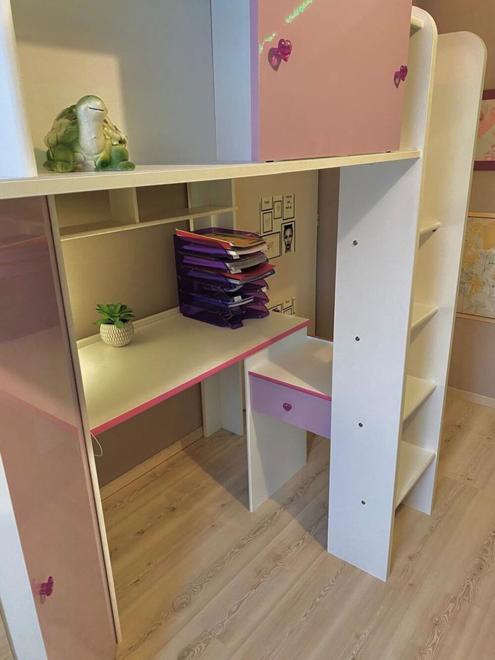 Lit mezzanine fille bon &eacute;tat Mobilier enfants