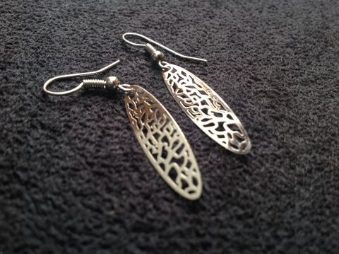 BOUCLES OREILLES ARGENTÉ PLANCHE SURF 3cm Envoi Possible
2 Trégunc (29)