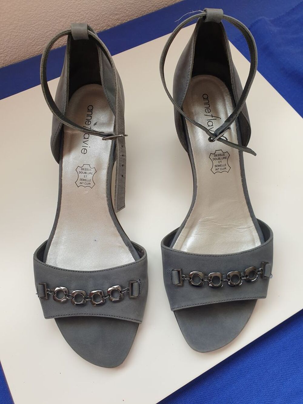 BG13- Sandales brides T39 Chaussures