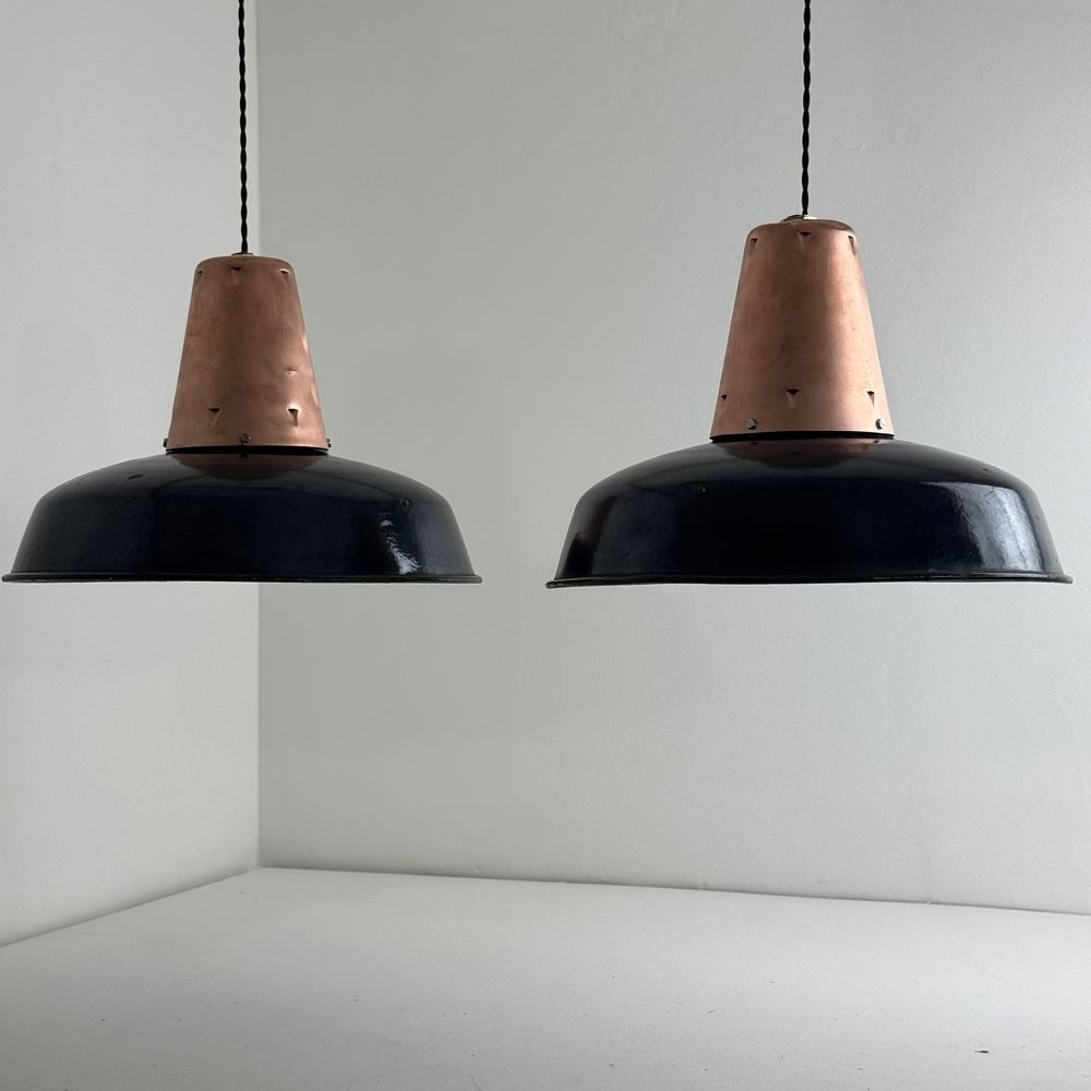 PAIRE D'ANCIENNES SUSPENSIONS EMAILL&Eacute;ES " MAZDA " 35 CM INDU Décoration