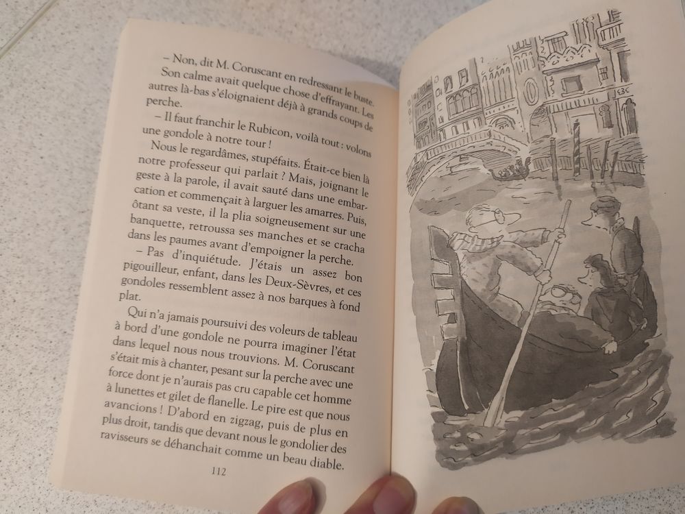 Roman policier jeunesse "Enqu&ecirc;te au coll&egrave;ge" Livres et BD