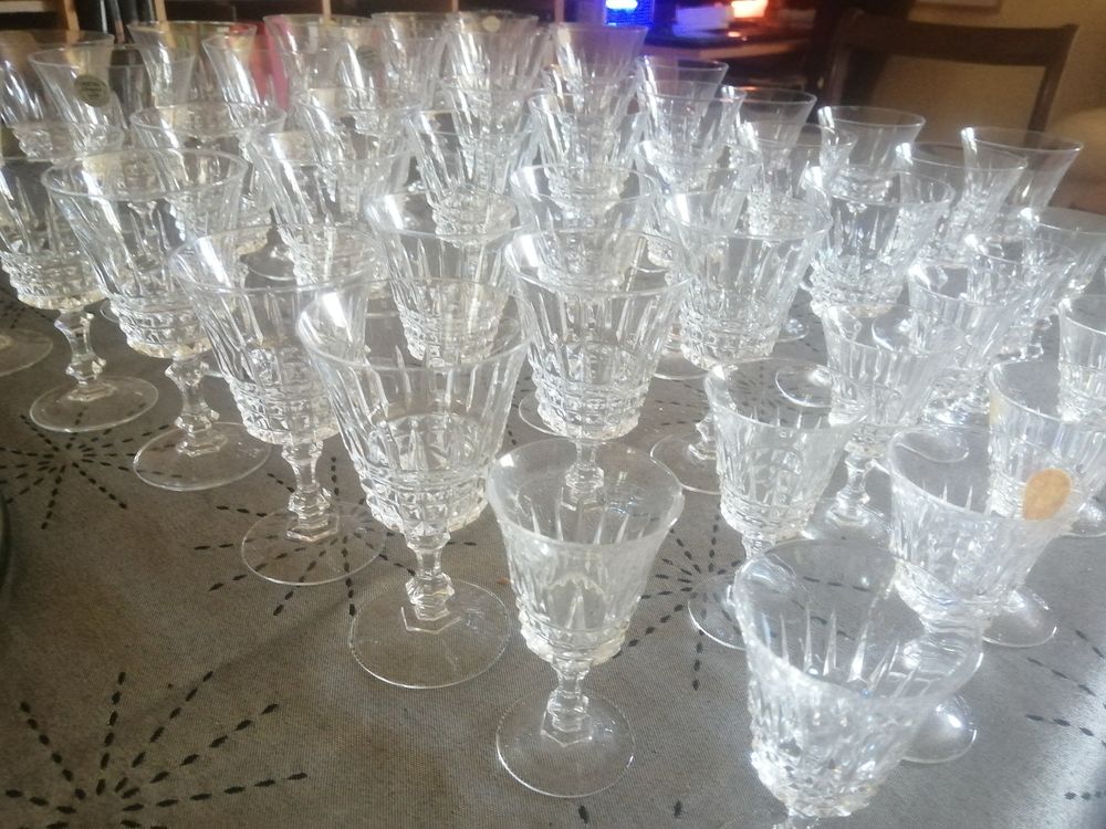 48 verres en cristal d'arques Décoration