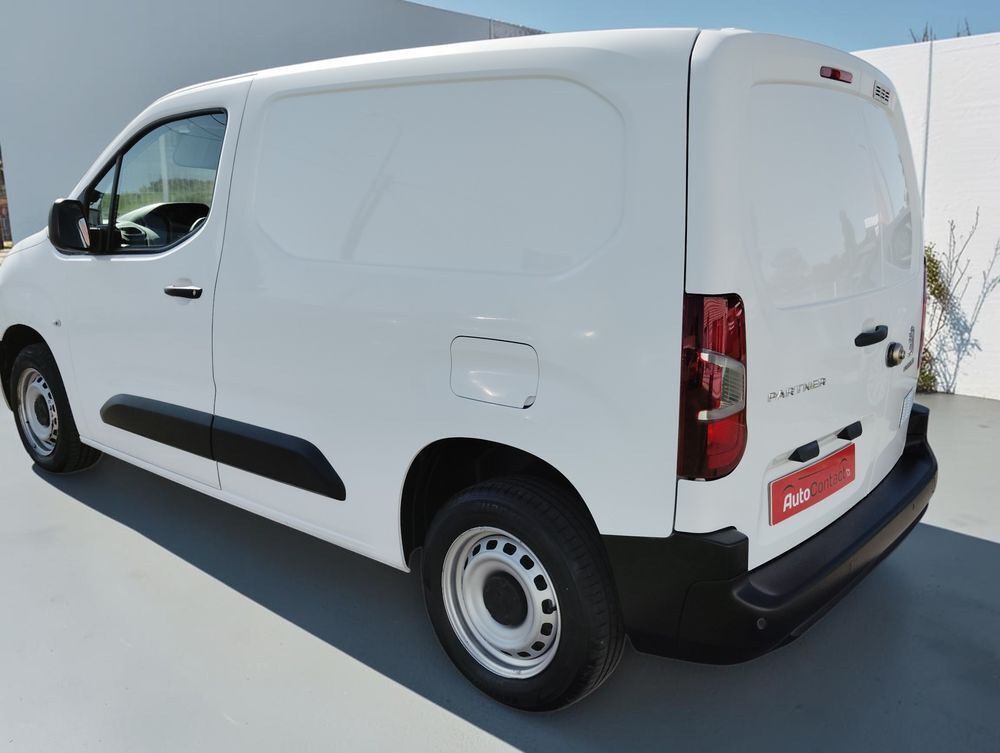 Partner PARTNER FOURGON STANDARD 650 KG BLUEHDI 75 BVM5 PREMIUM 2021 occasion 59820 Gravelines