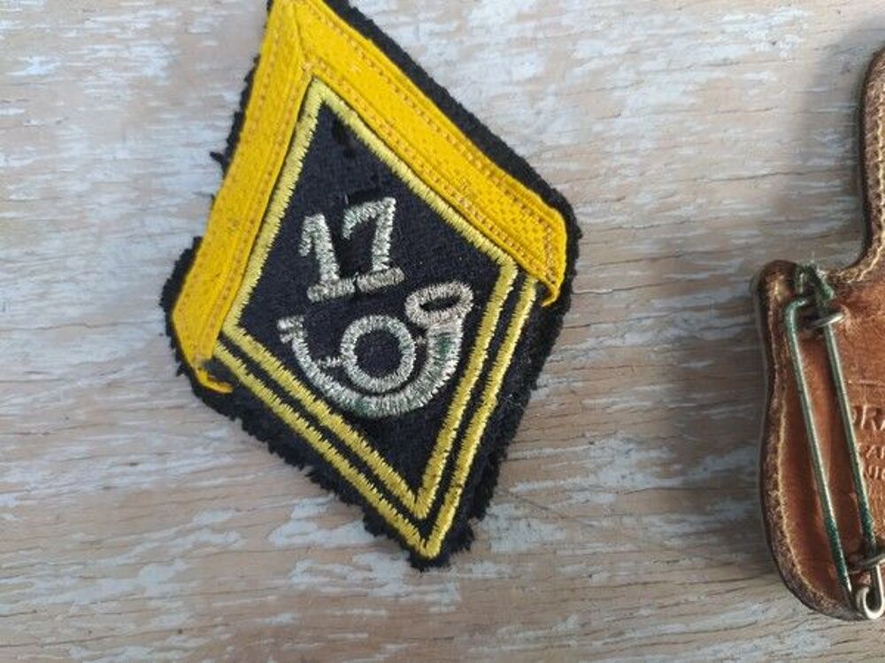 Insignes Militaires R&eacute;giment 17&egrave;me Chasseurs &agrave; Pieds 