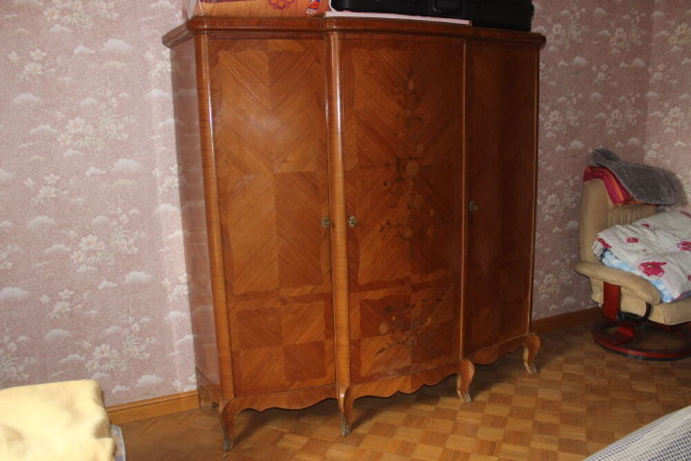 armoire marqueterie Meubles