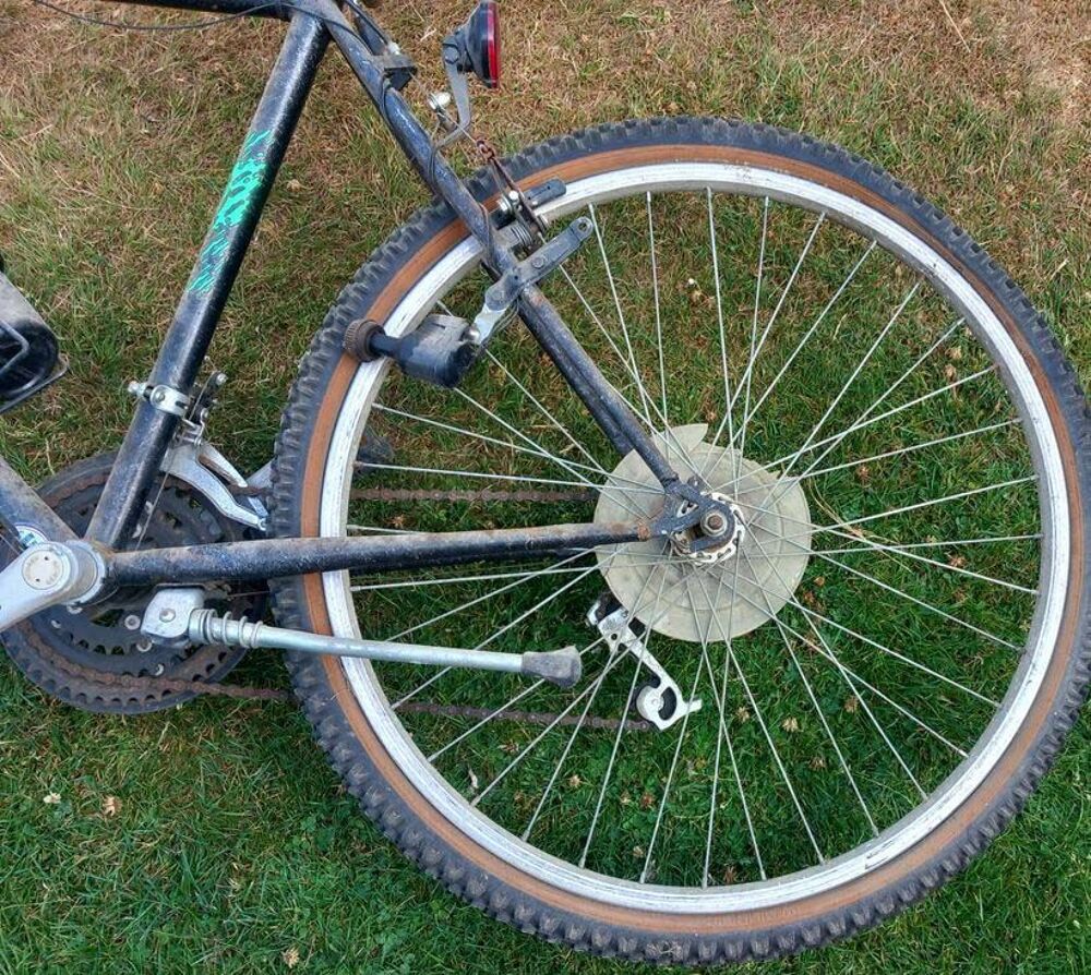 V&eacute;lo pour pi&egrave;ces Vélos