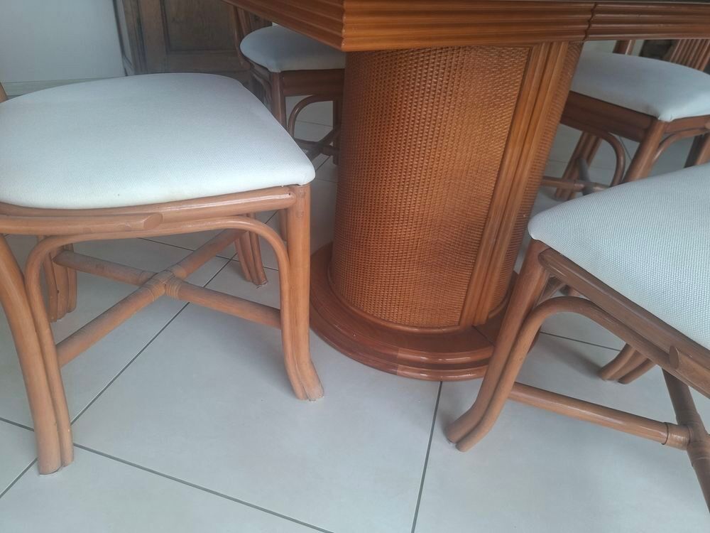 Table + 4 chaises de salle &agrave; manger Meubles