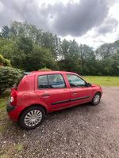 Clio II Clio 1.2 16v Confort Pack Clim Dynamique Quickshift 2006 occasion 18110 Allogny