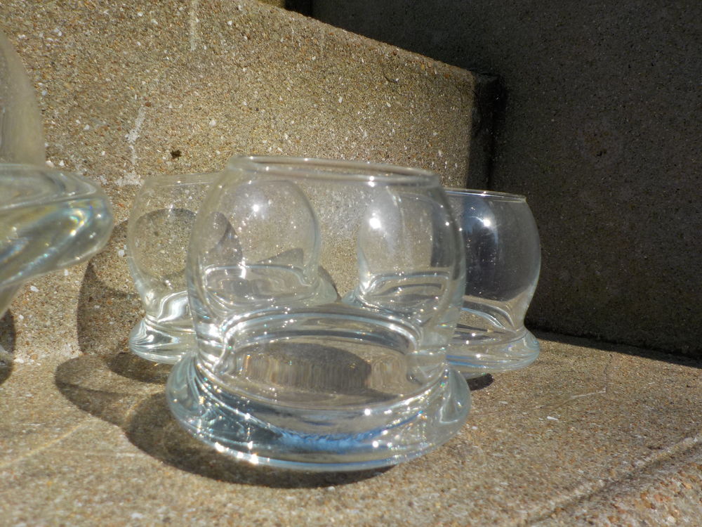 CARAFE CULBUTO ET SES 6 VERRES 