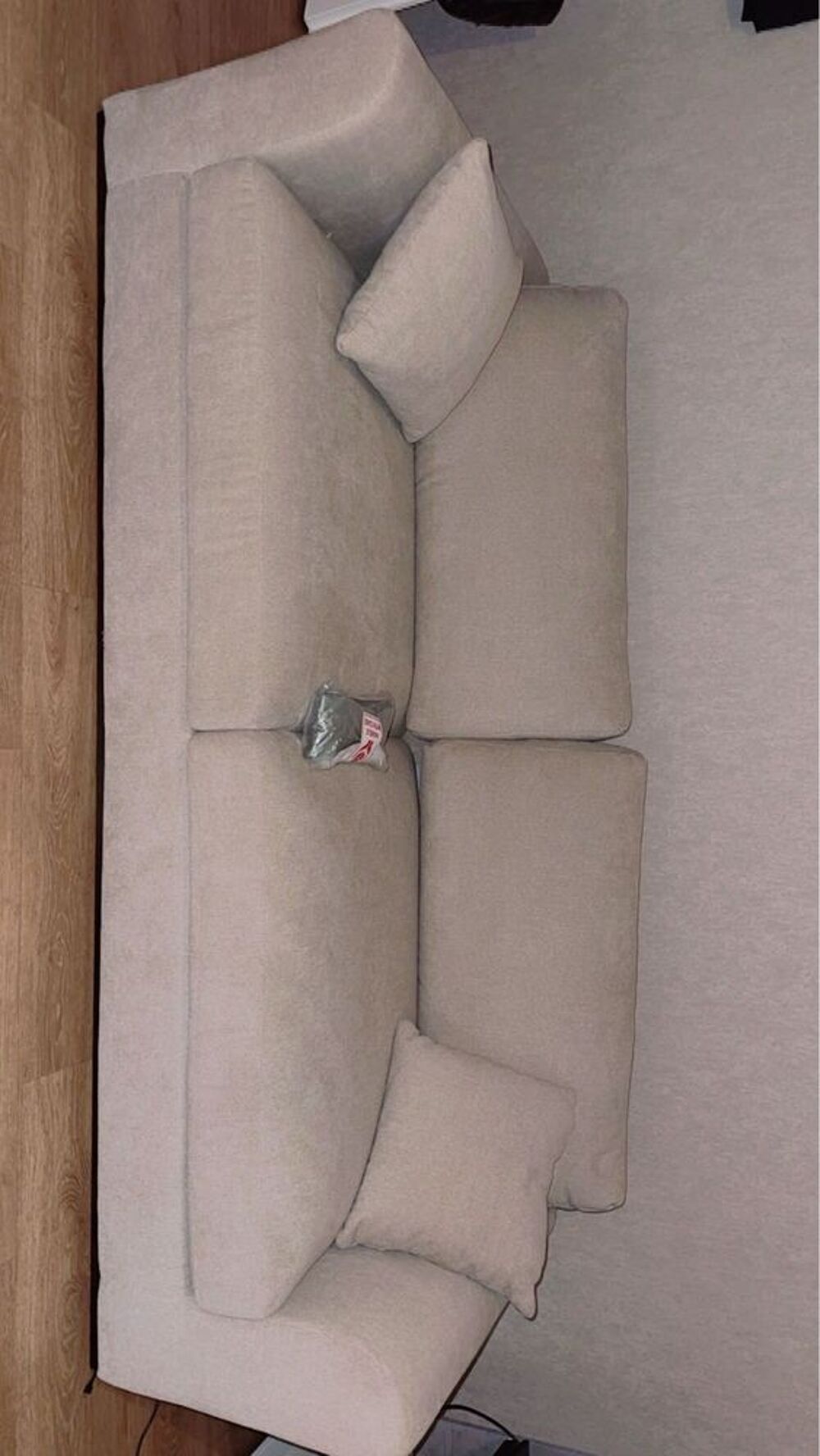 Canap&eacute; beige neuf Meubles