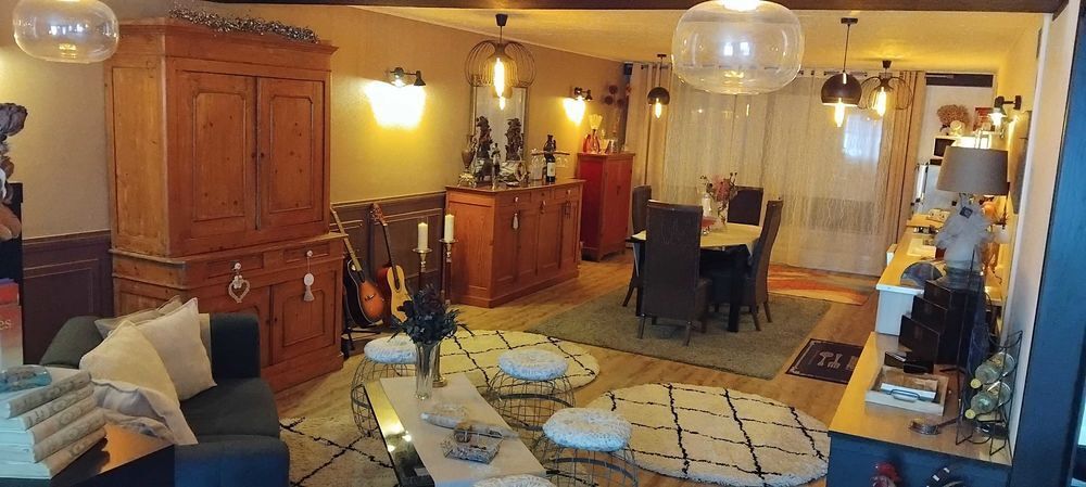 Vente Immeuble ensemble immobilier plusieurs appartements en Auvergne Paris 16