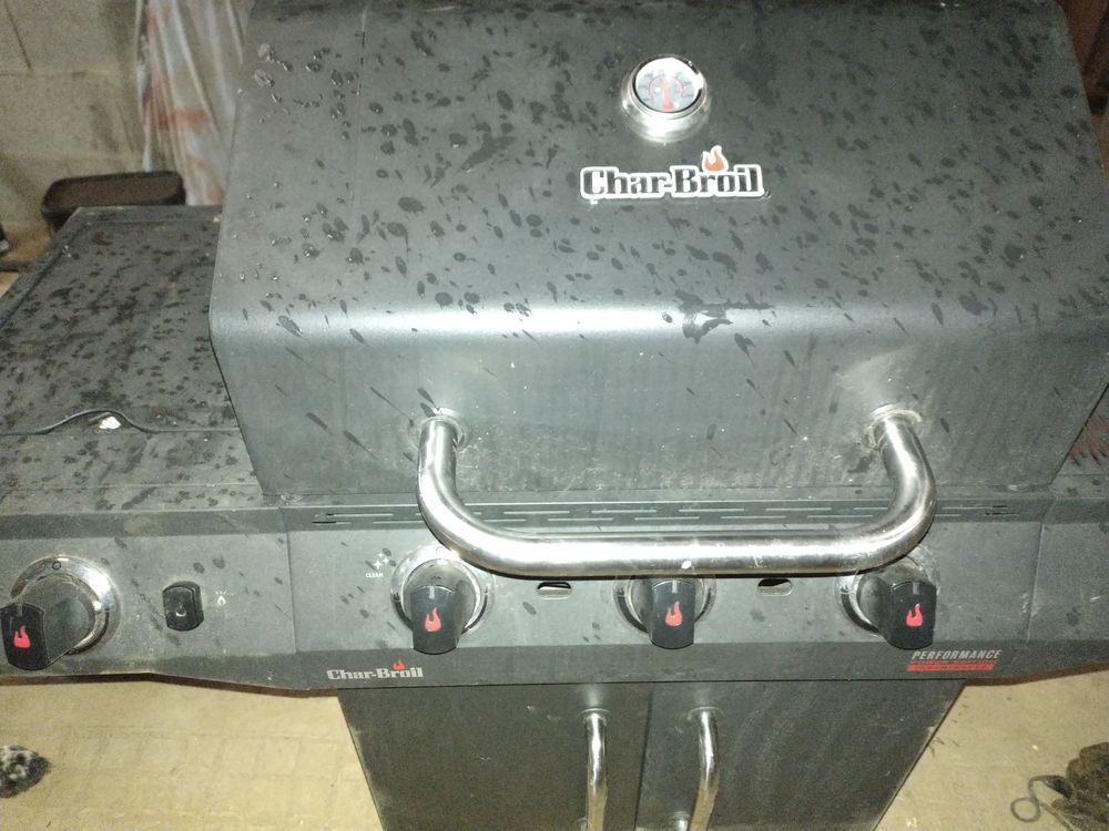 barbecue gaz neuf Jardin