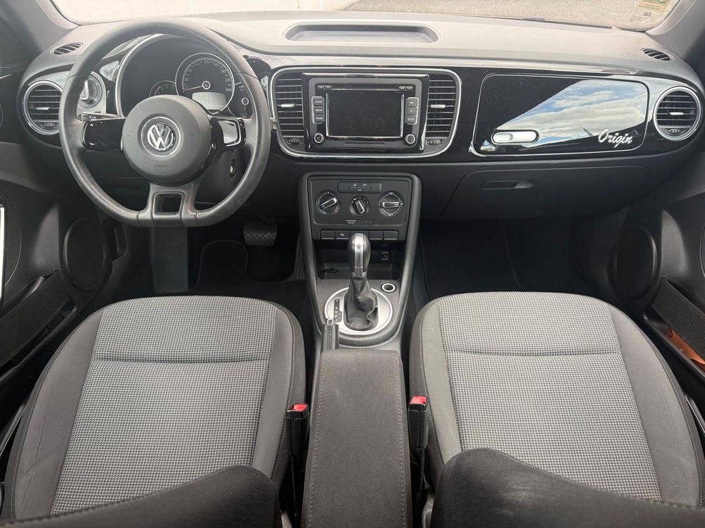 COCCINELLE II Coccinelle 1.2 TSI 105 Vintage DSG7 2014 occasion 33450 Montussan