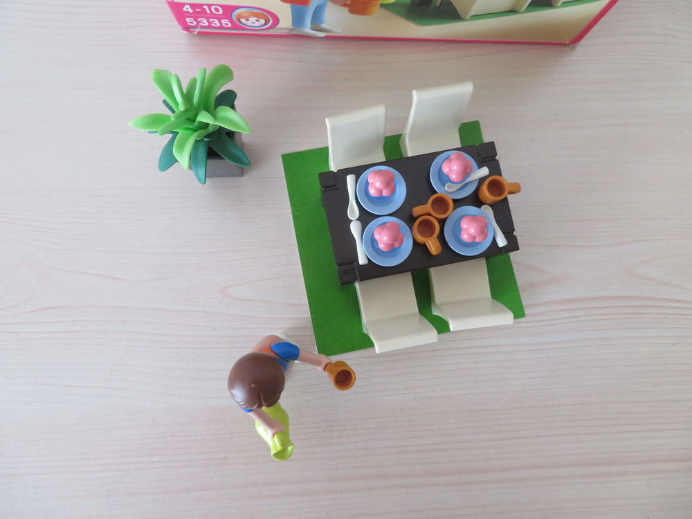 Playmobil 5335 Salle &agrave; manger 100% complet Geobra jouet toy Jeux / jouets