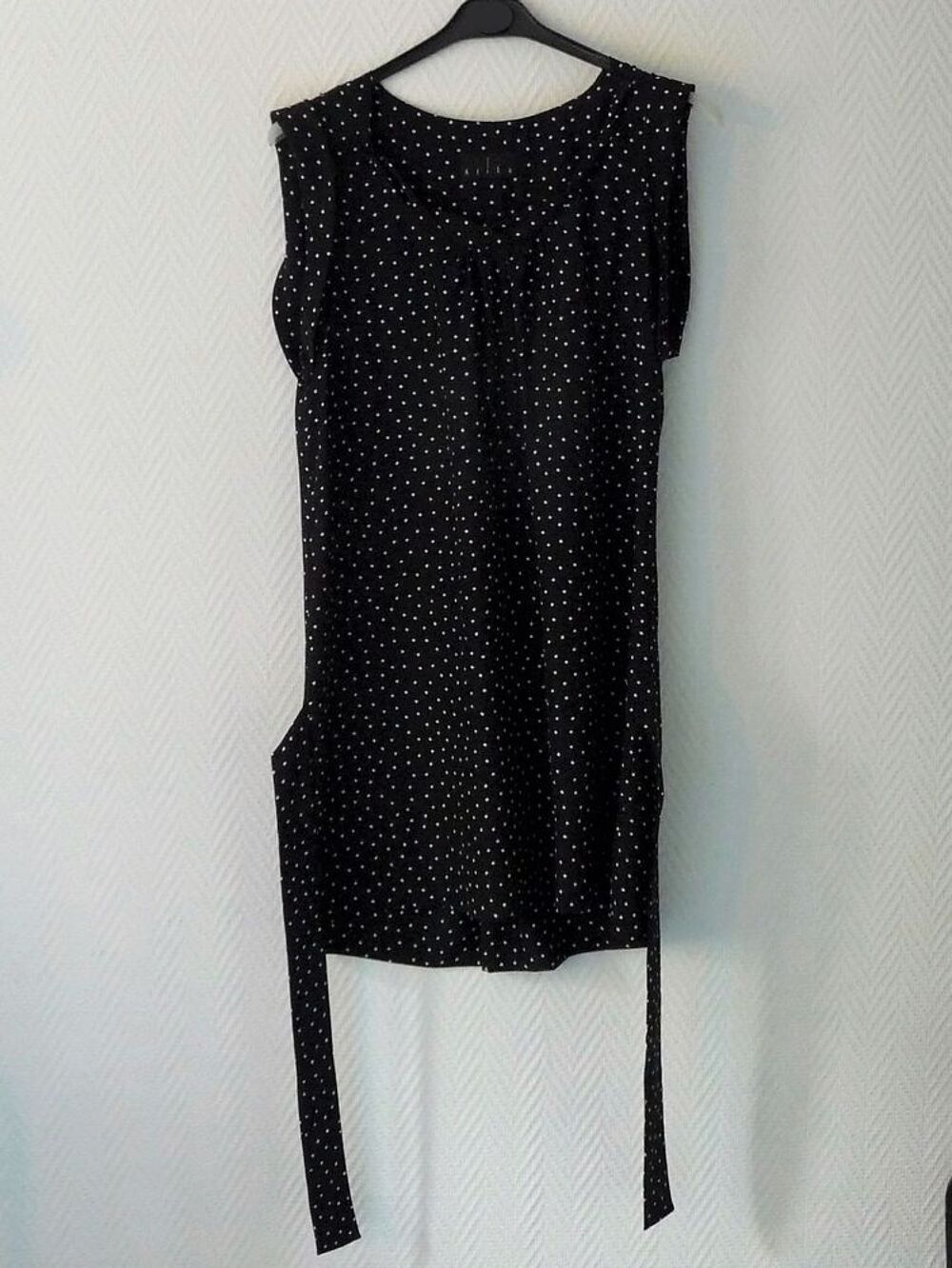 Tunique/ Robe Noir &agrave; Points Blanc- Taille 38- Atika Vêtements