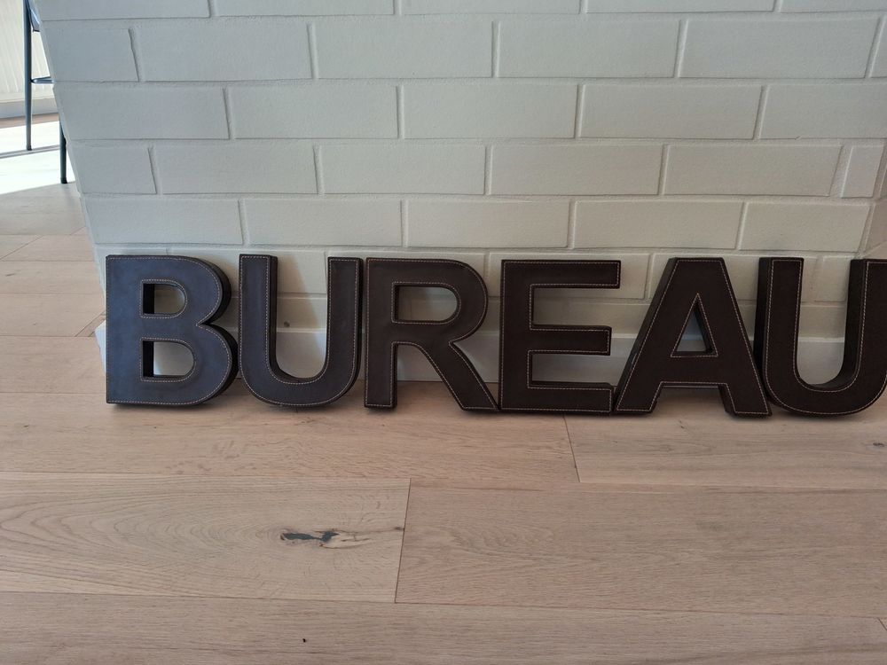 LETTRES DECORATIVES CUIR / MAISON DU MONDE Décoration