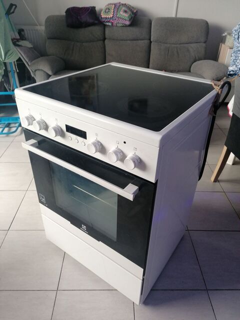 cuisinire 150 euros 0 Valence (26)