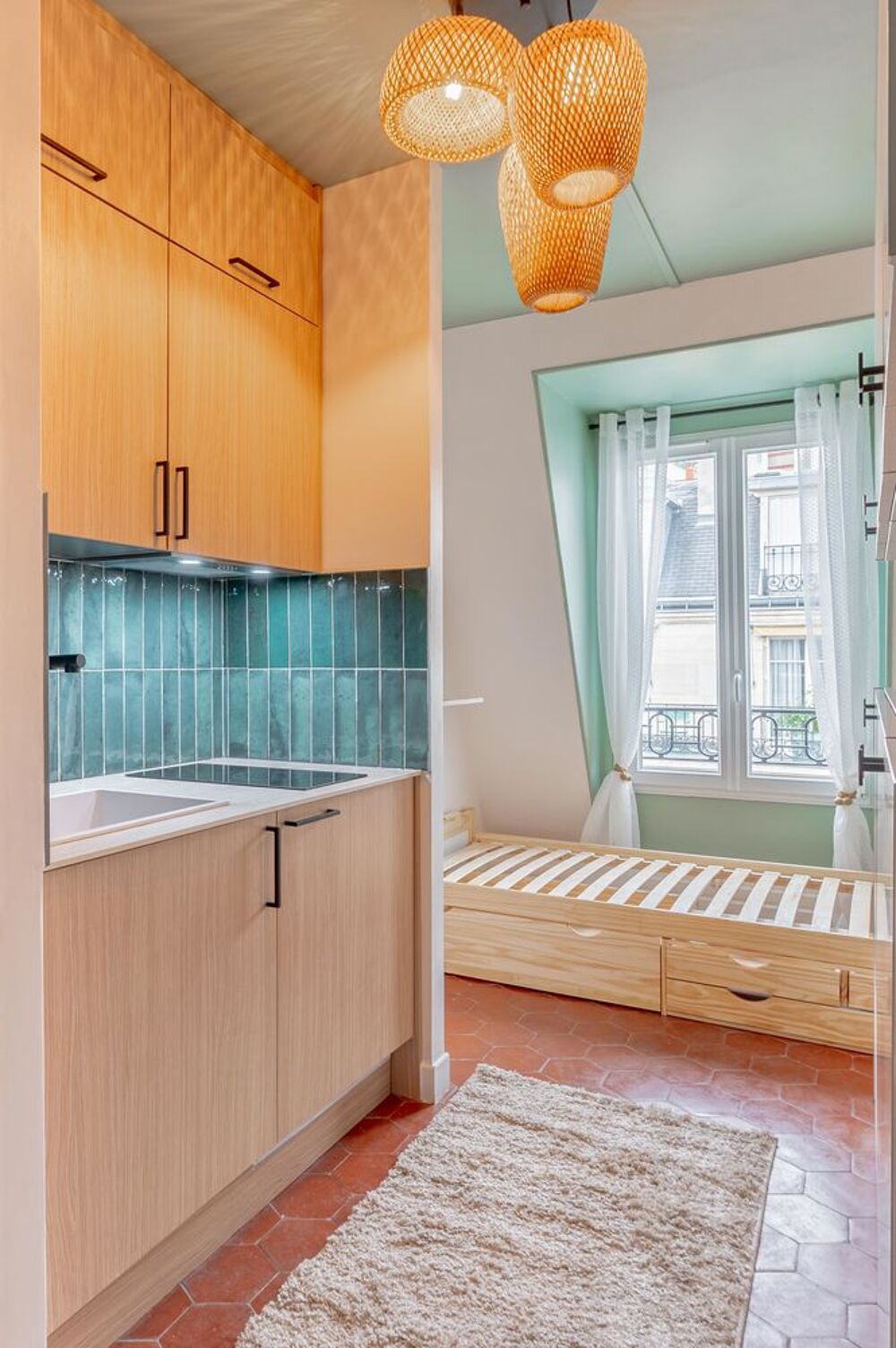 Vente Appartement Ravissante  chambre de service entièrement aménagée Paris 16