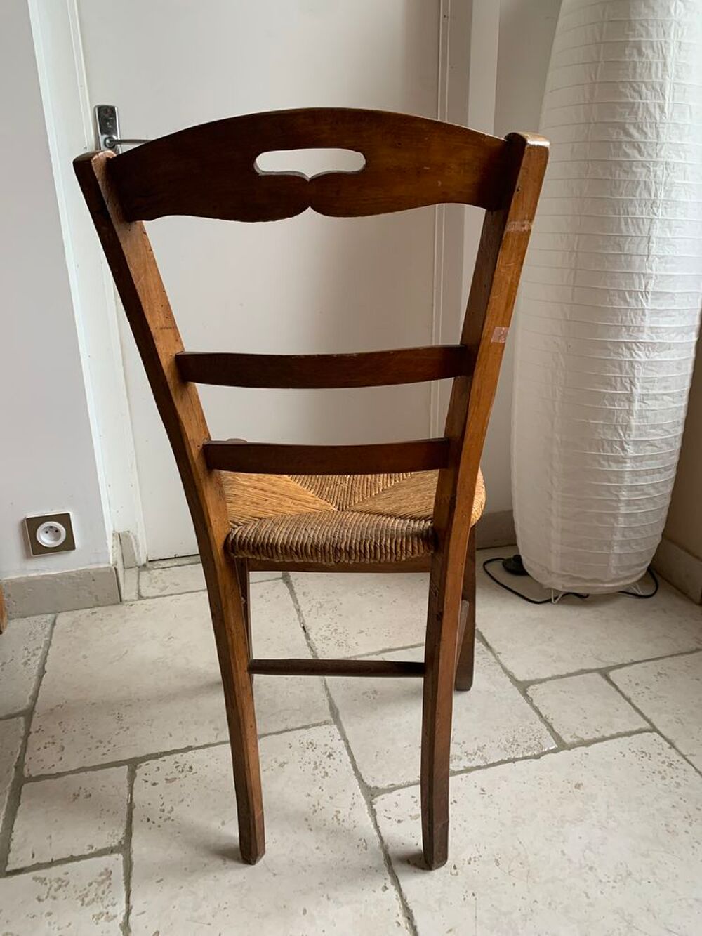 Chaise ancienne &agrave; restaurer Meubles