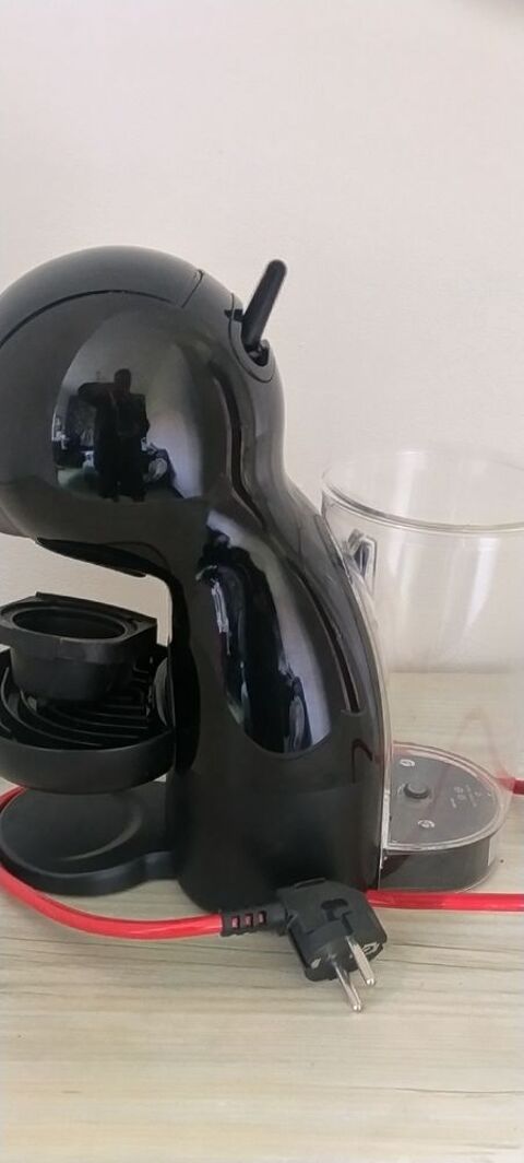 Cafetire Krups DolceGusto 20 Clisson (44)