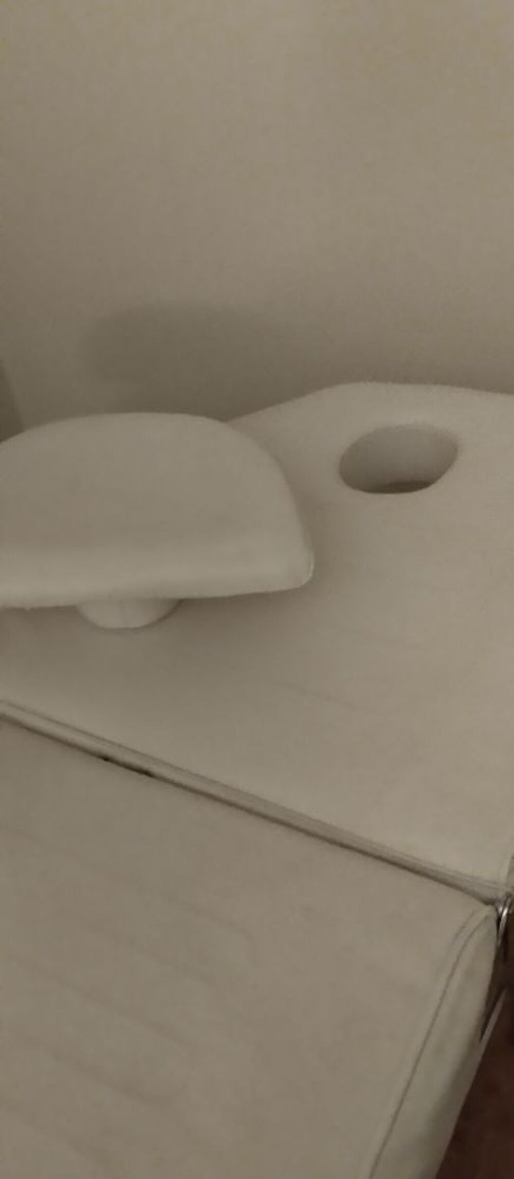 TABLE DE MASSAGE Meubles