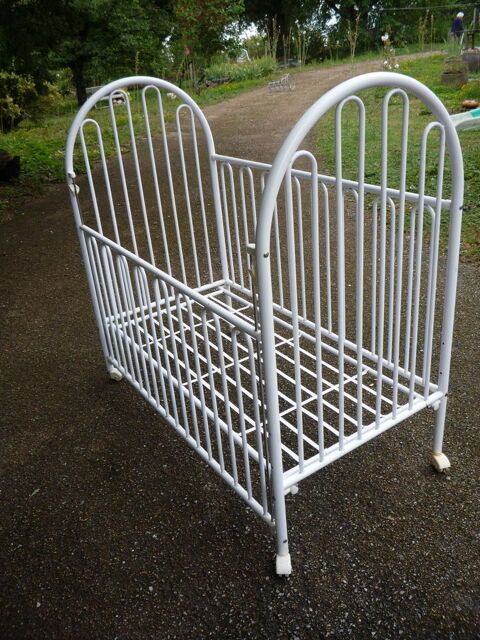 Lit b�b�/enfant m�tallique 65 Castres (81)