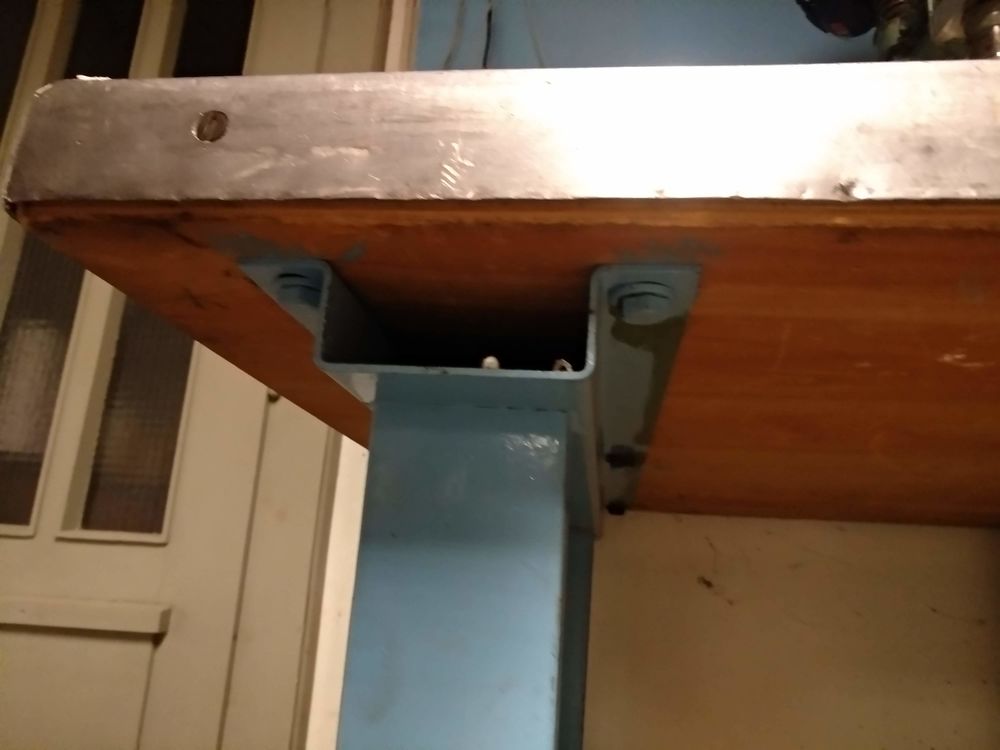 Etabli industriel caisson 3 tiroirs longueur 1,5 m Bricolage