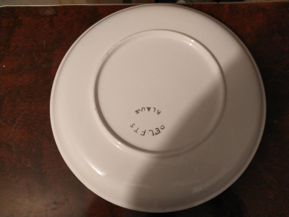 Plat de service en c&eacute;ramique rond et creux Cuisine
