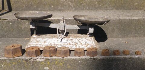 Balance ancienne Roberval 95 Toulouse (31)