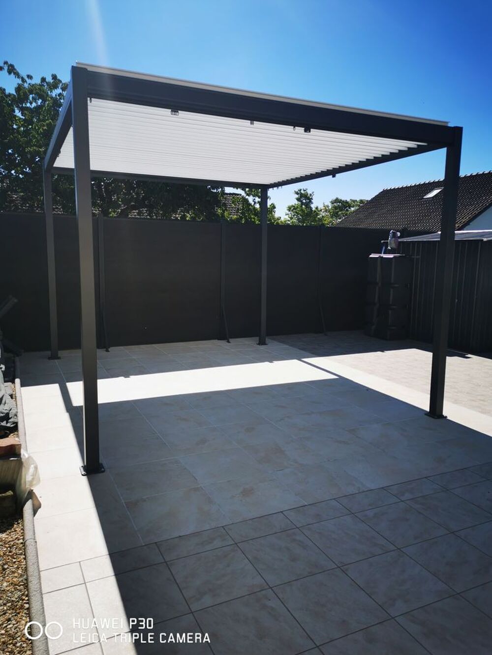 Pergola bioclimatique Jardin