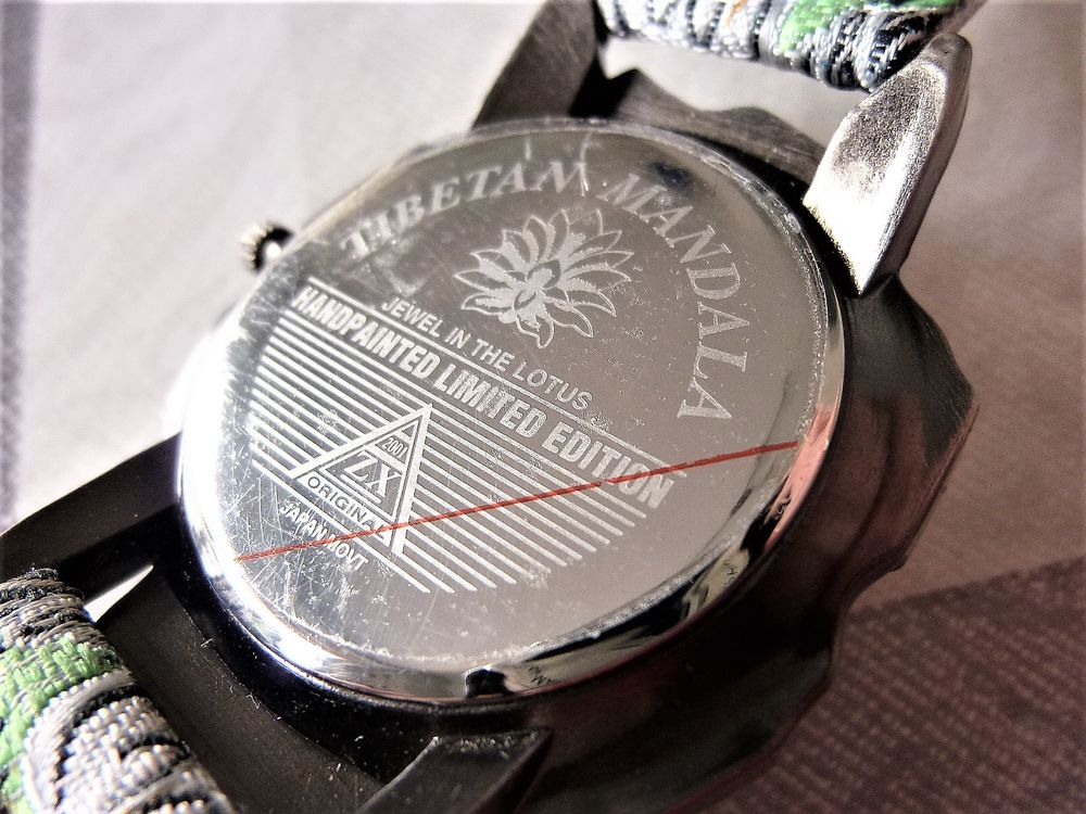 Tib&eacute;taine MANDALA montre &eacute;dition limit&eacute;e 2001 ANQ1006 Bijoux et montres