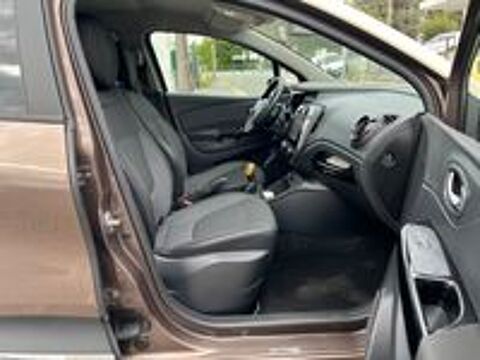 Captur dCi 90 Energy S&S eco&sup2; Intens 2015 occasion 42700 Firminy