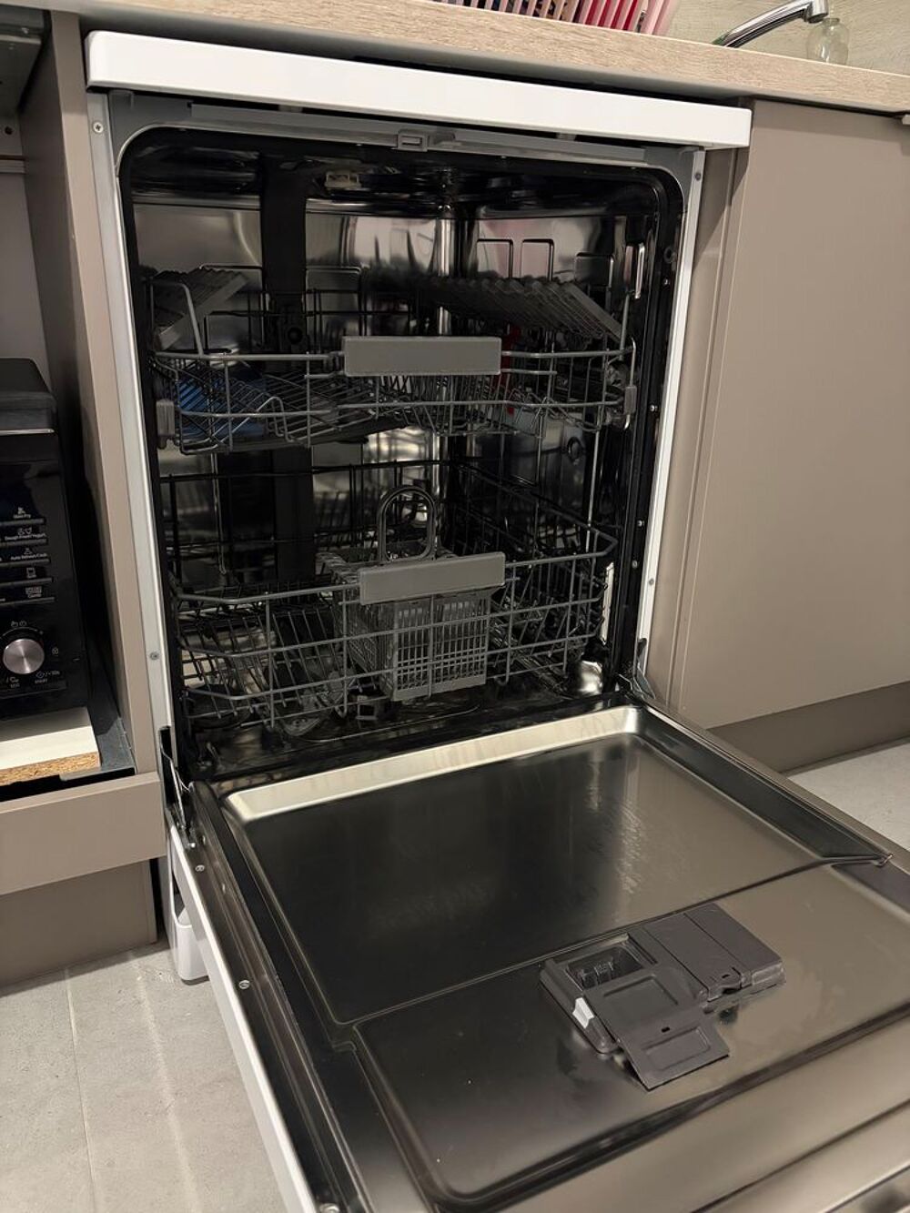 Lave-vaiselle Whirpool 6&egrave;me sens Electroménager