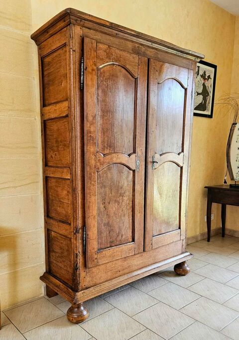 petite armoire en bois TBE 250 Bergerac (24)