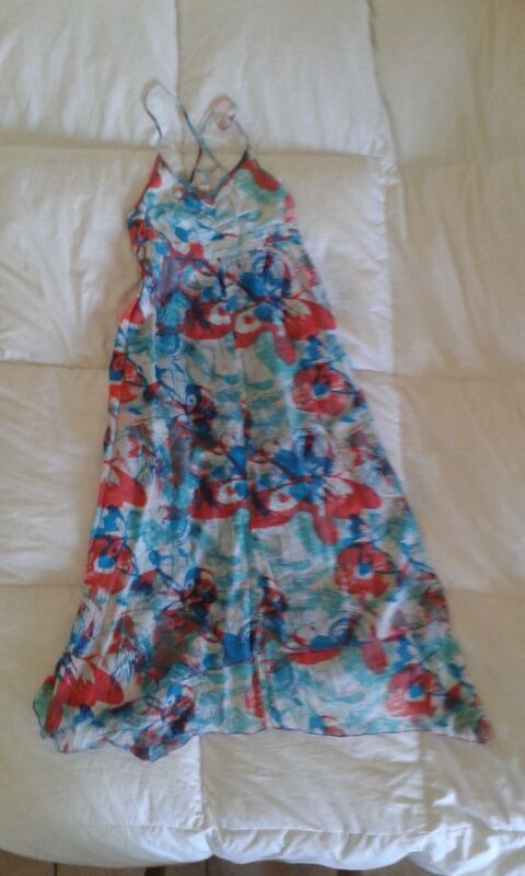 ROBE DIESEL 10 Ans TBE 22 Nice (06)