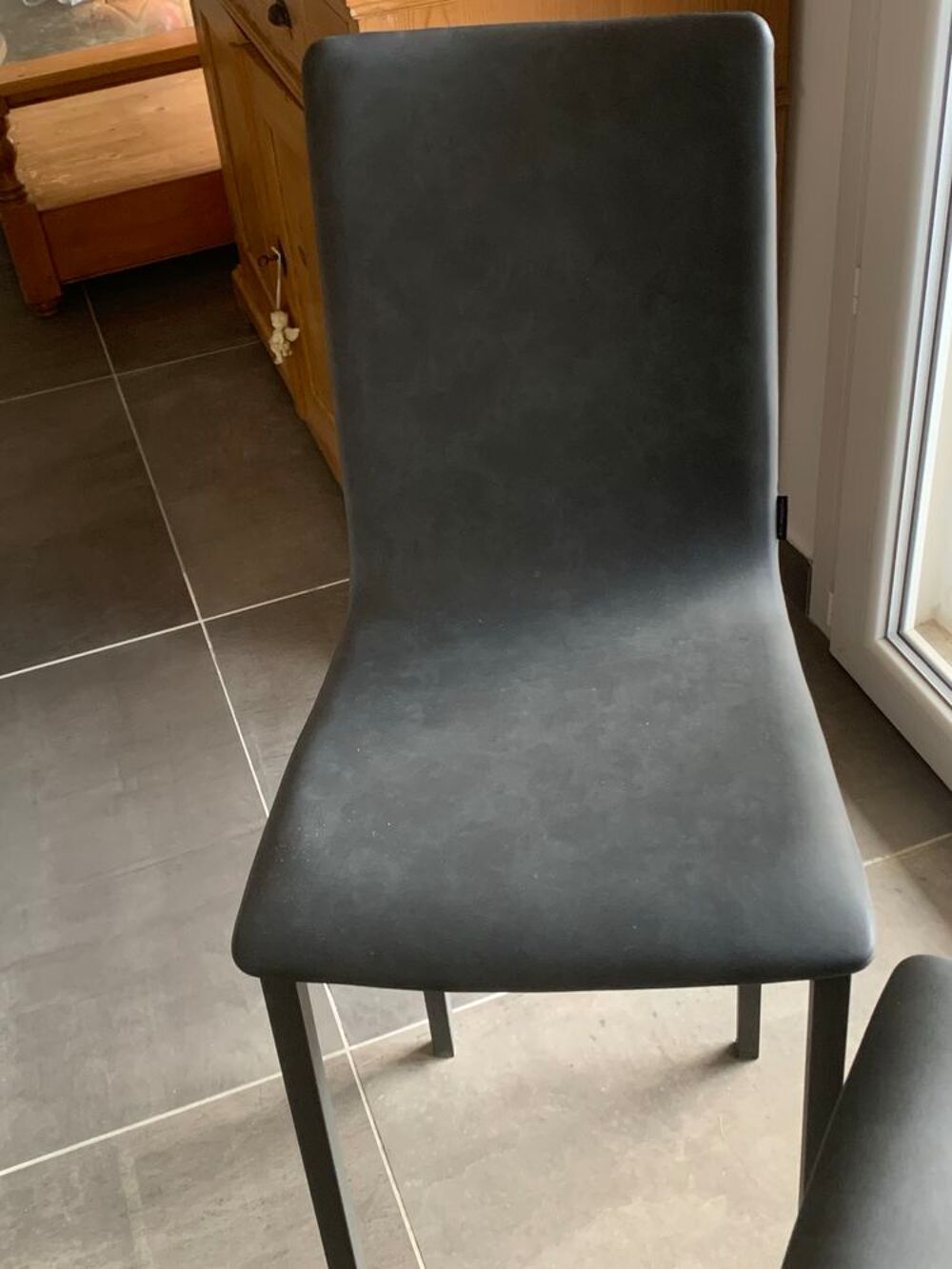 &agrave;� SAISIR 2 TABOURETS de SNACK ! Meubles
