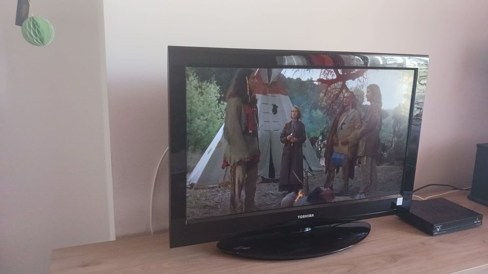 TV Toshiba 32 pouces 80€ Photos/Video/TV