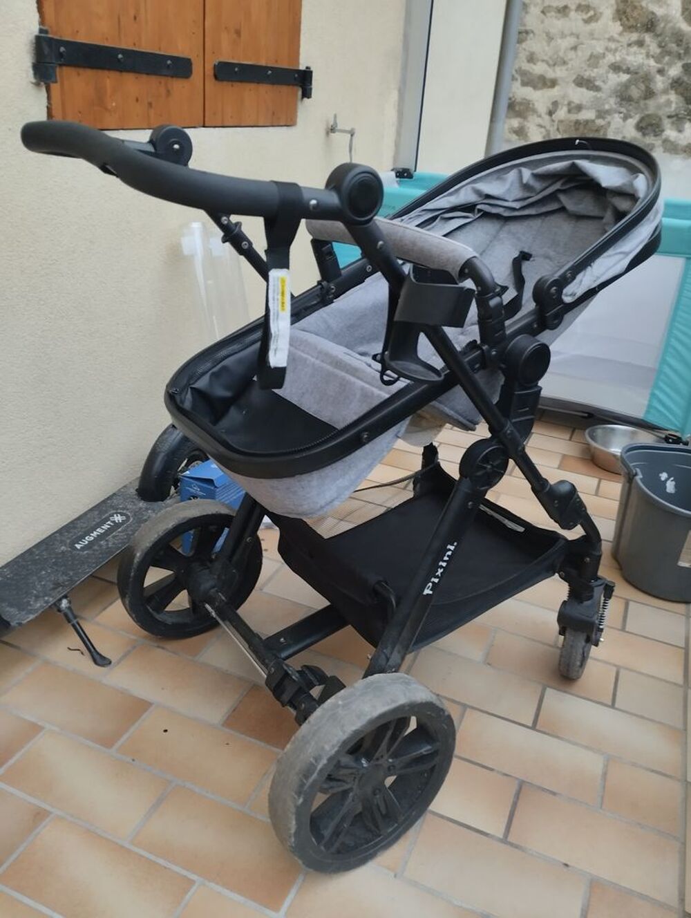 Poussette trio Puériculture